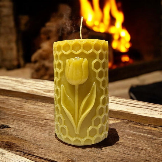 3.5" Tall with tulips Candle