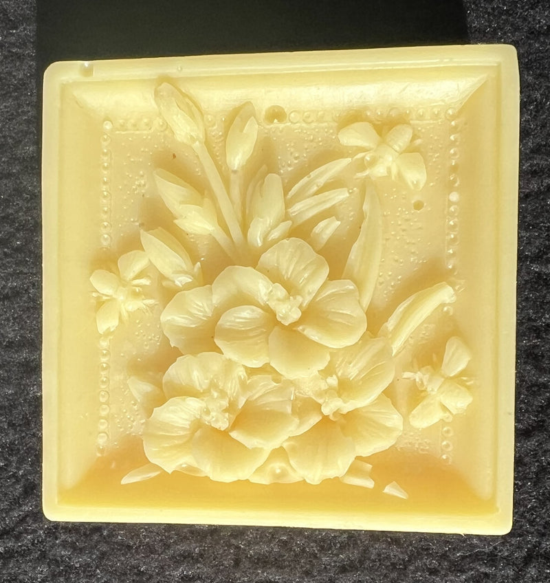 Skin Care -  4 oz Daffodil or Pansies, Lemon/Lavender Body Butter Lotion Bars