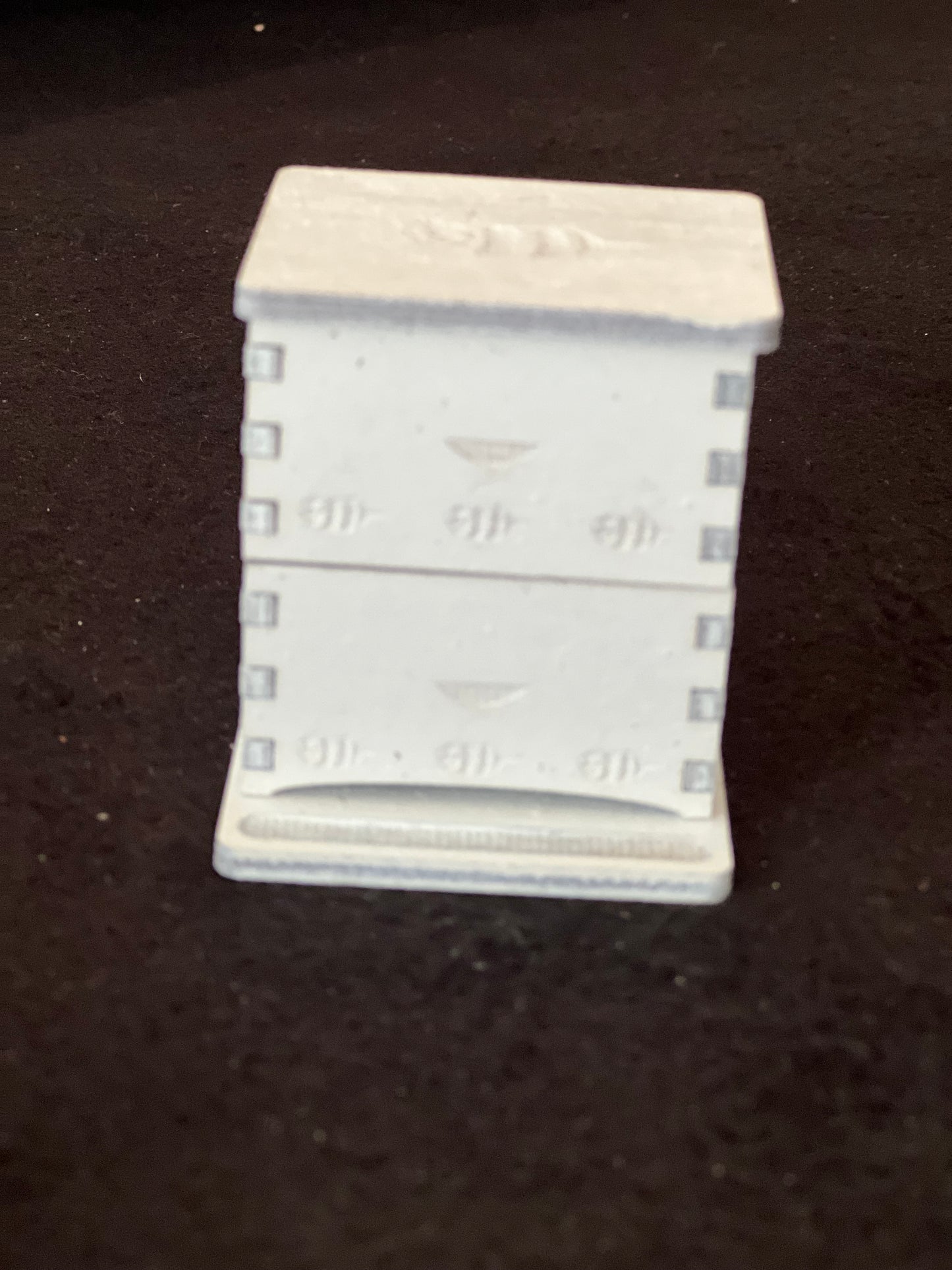 CDA Innovations - Mini Bee Hive White