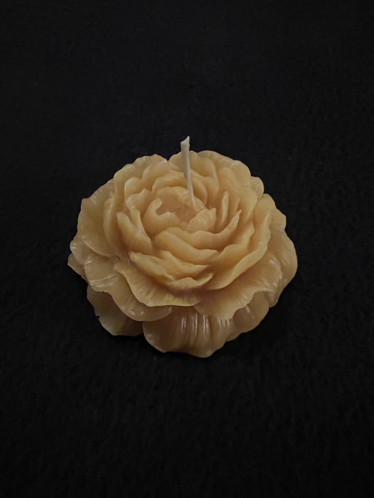 Candle - Natural Beeswax Rose Cndle