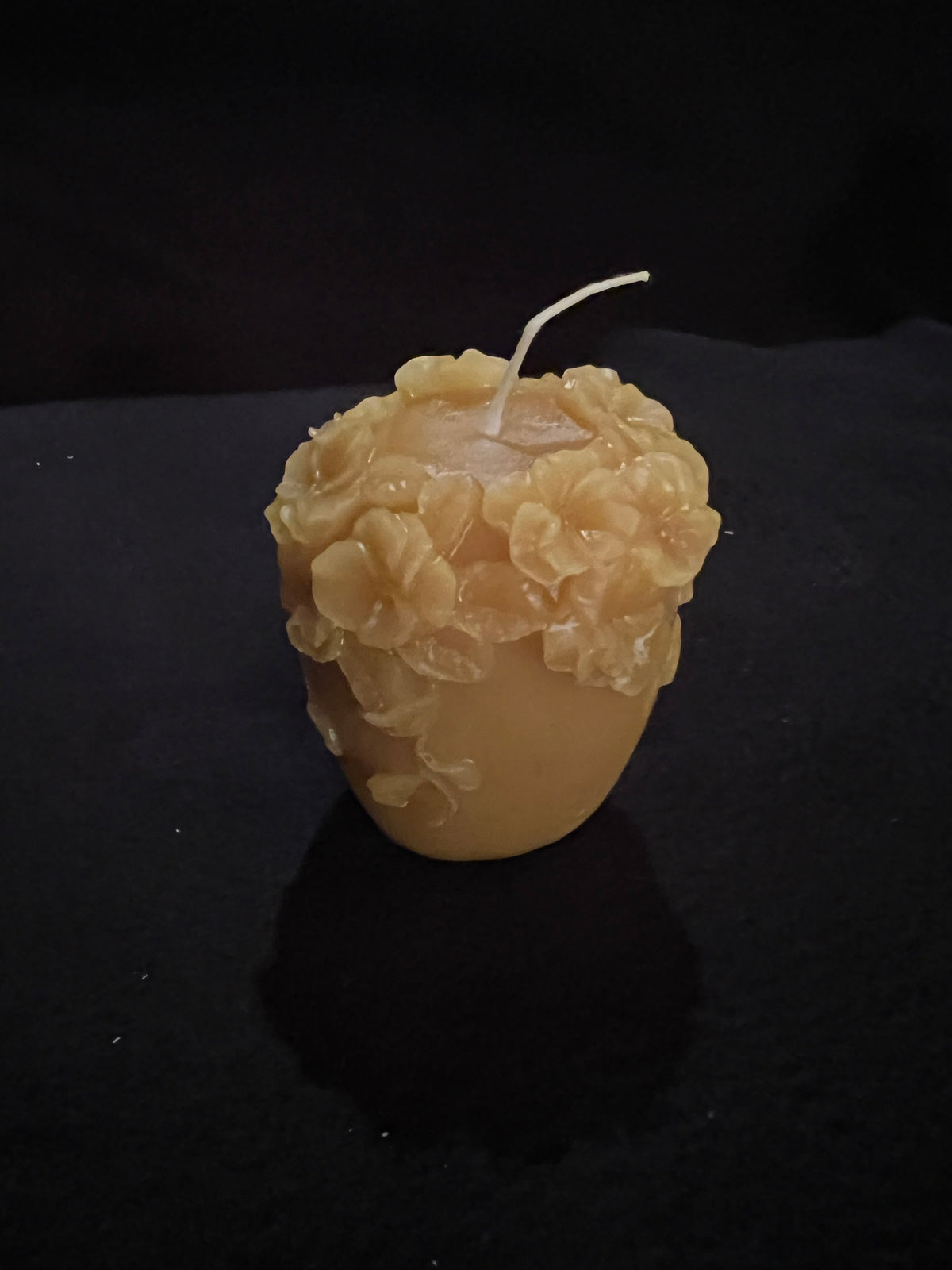 Candle - Beeswax Round Floral Top Candle