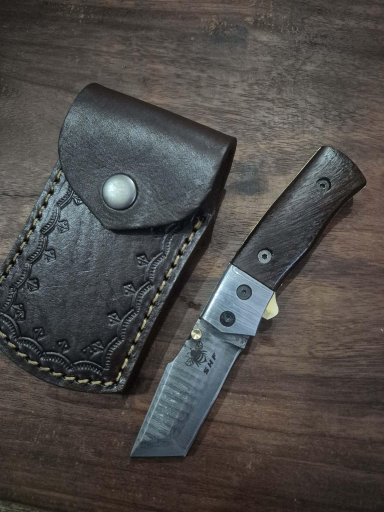 Tanto Blade Pocket Knife Under lock Rose Wood
