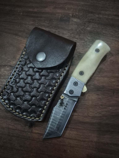 Tanto Blade Pocket Knife Under lock Camel Bone