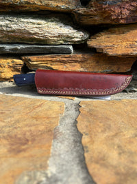 Gut Hook Knife - Damascus Steel Blade With Twist Pattern