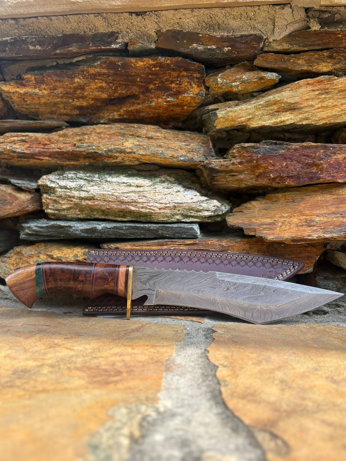 Damascus Steel Hunting Knife with File Work, Brass Guard, Hidden Tang