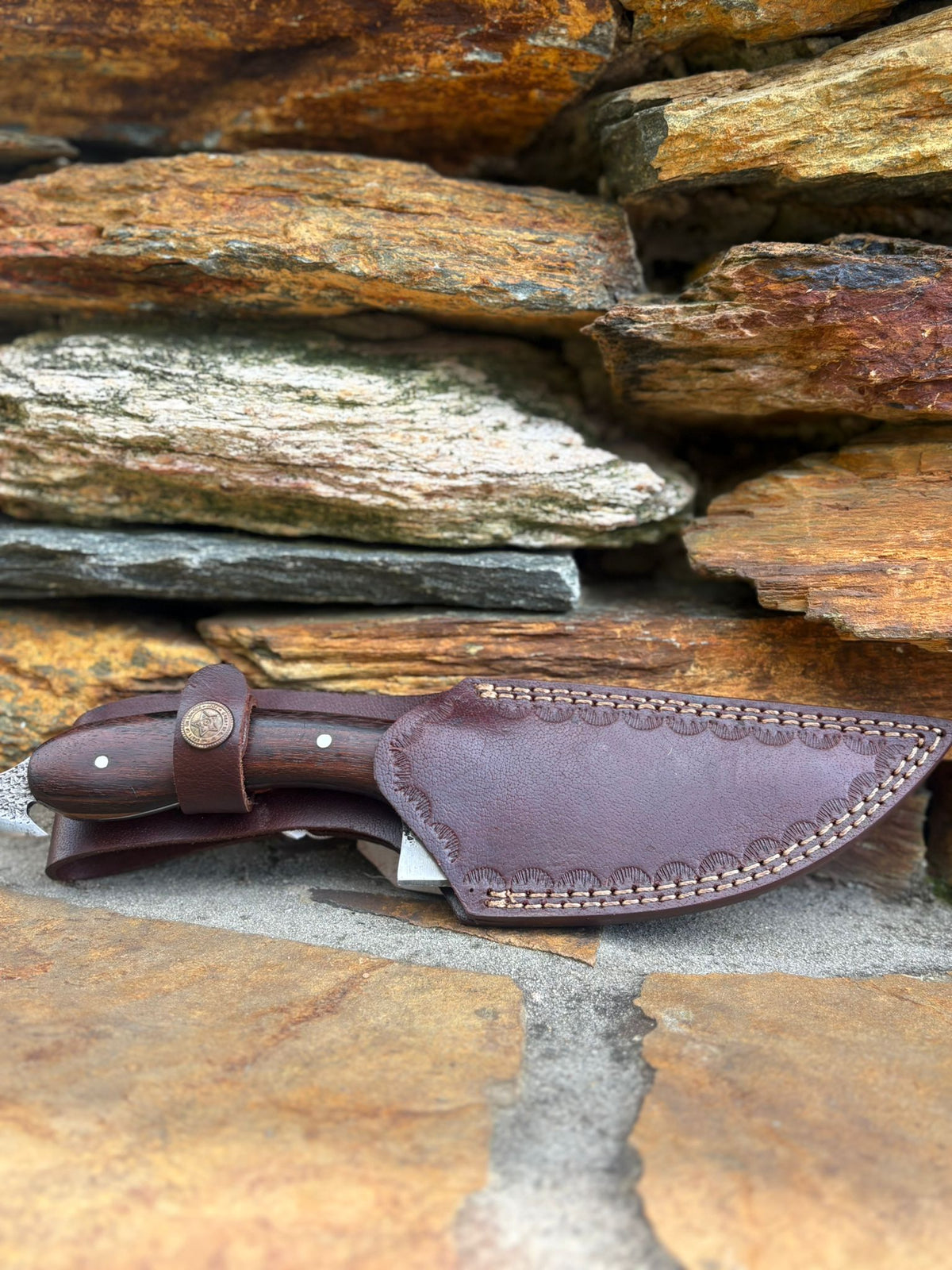 Kitchen Knife - High Carbon Steel Hammered Finish Blade